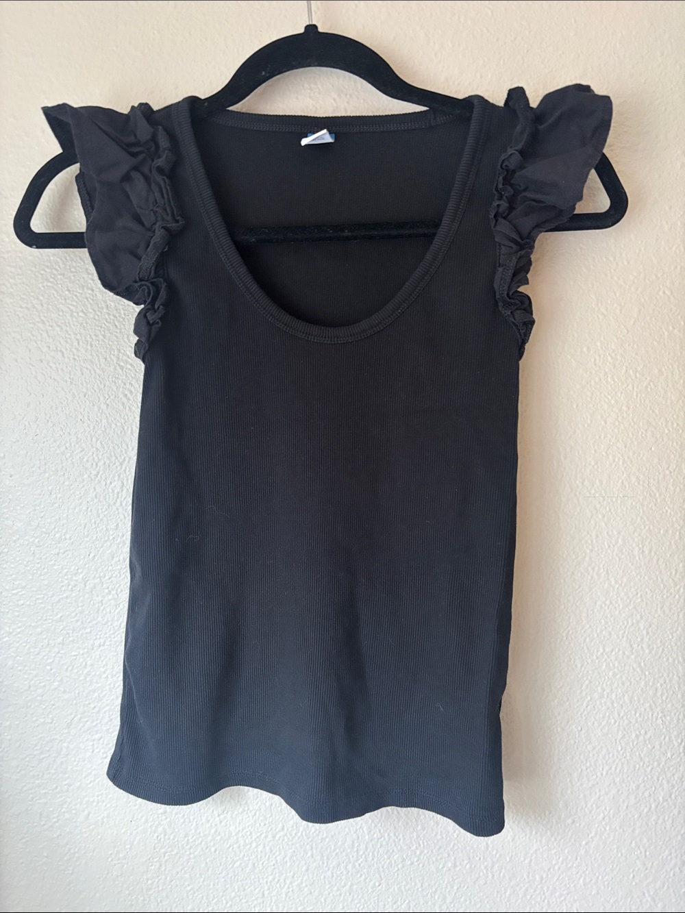 Old Navy Black Ruffle Sleeve Tank Top
